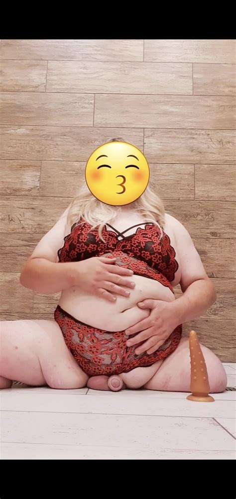 Amputee Laura In Red Lingerie Nude Pics Xhamster