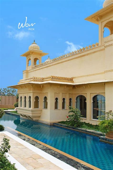 The Oberoi Udaivilas, Udaipur Palace Hotel | KIWICOLLECTION.COM | Hotel architecture, Bali ...