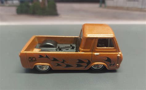 Ford Econoline Pick Up Modellauto Hot Wheels 1 64 In Braun Von Mitglied Fred