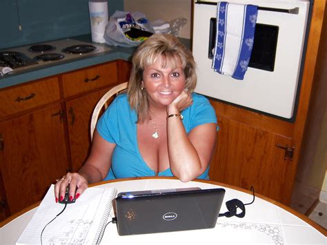 Mature Granny Face And Cleavage 122 Pics XHamster