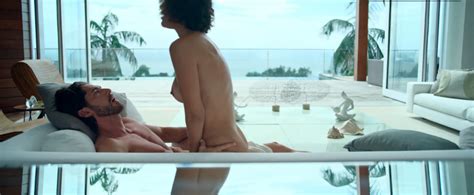 Brazil Celeb Débora Nascimento Nude Photo