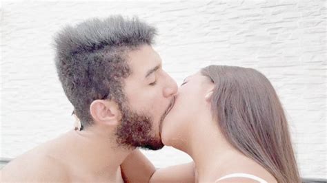 Hot Kisses Between An I Couple By Fahid Fatush And Raquel Fisher Clip Fat Boy
