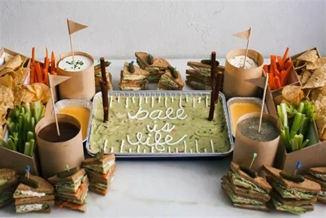 How to make a snack stadium - ideas that make men's hearts beat faster