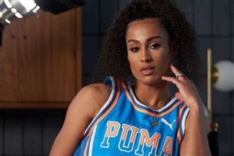 Skylar Diggins Smith Biography Net Worth Husband Son Biographyset