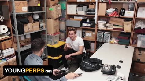 Naked Home Gay Suruba In The Office After Work Cnn Amador