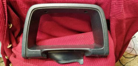 92 93 94 95 Geo Tracker Speedometer Cluster Bezel Trim OEM Suzuki