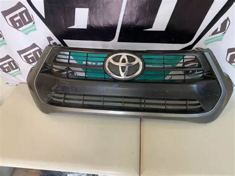 Parrilla Toyota Hilux Original En Venta En Chihuahua