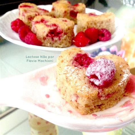 Bom Dia Quem Quer A Receita Desse Bolinho De Amendoas E Framboesas