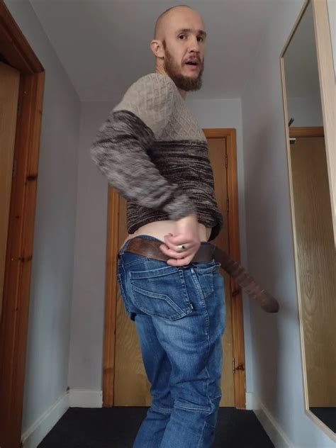 Bearded Bald Man With Butt Plug Nude Pics XHamster