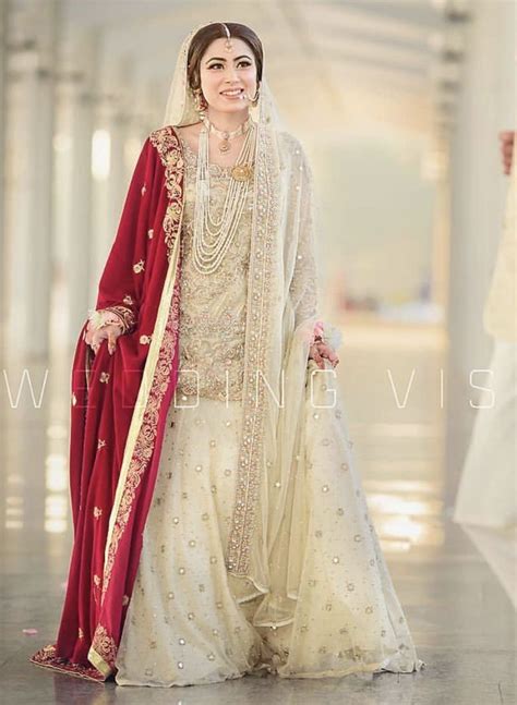 Nikkah Dress In 2020 Nikah Dress Nikkah Dress Bridal Dresses Pakistan