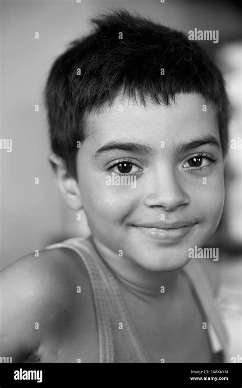 Niños Reales Imágenes De Stock En Blanco Y Negro Alamy