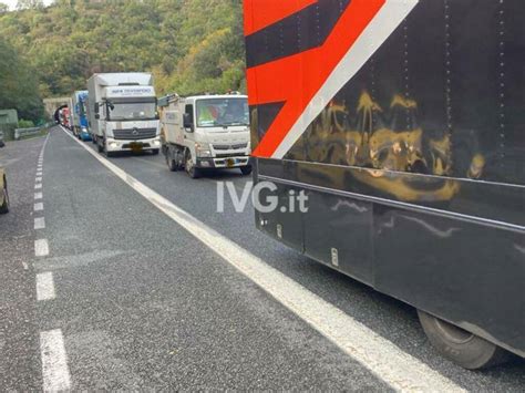 Incidente Sulla A Tra Savona E Albissola Tre Feriti Lievi Ivg It