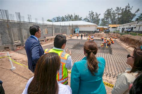 Presidenta Castro Supervisa Construcci N De B Nker Oncol Gico En