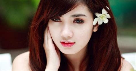 Những hot girl xinh như mộng của Đại học Hutech