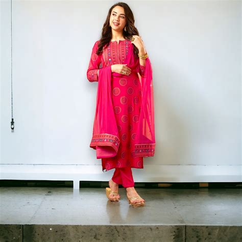 KALINI Ethnic Motifs Yoke Design Gotta Patti Kurta With Trousers Dupatta