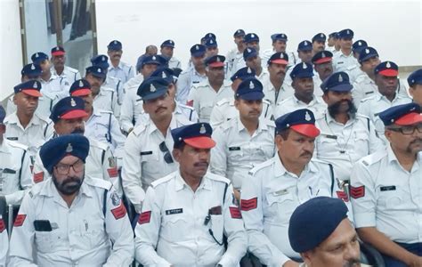 यातायात पुलिस के नव नियुक्त अतिरिक्त पुलिस अधीक्षक नीरज चंद्राकर ने