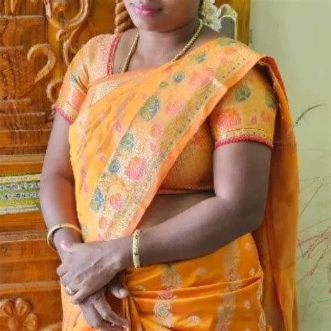 Housewife Working Home Handjob Hasband Close Up Porn Feat Priyanka XHamster