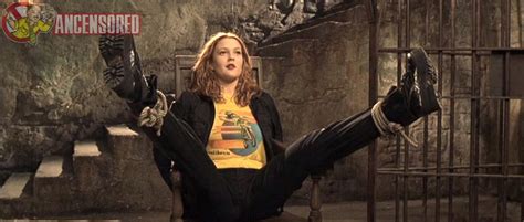 Naked Drew Barrymore In Charlie S Angels