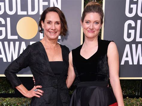 All About Zoe Perry's Relationship with Famous Parents Jeff Perry and