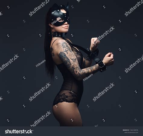 Sexy Woman Wearing Black Lingerie Bdsm Foto De Stock Shutterstock