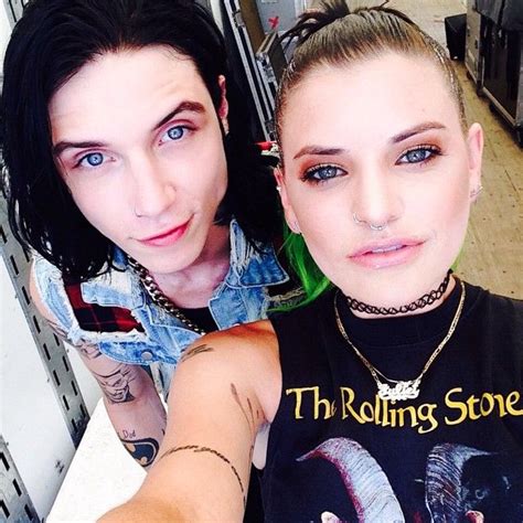 Juliet Simms On Instagram About To Go Live Tune Into The