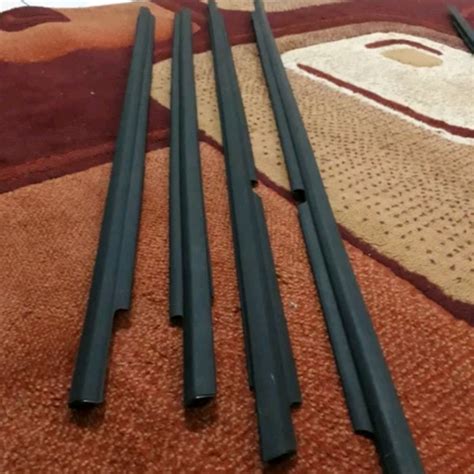 Jual Pelipit Karet Kaca Pintu Luar Toyota Kijang Innova