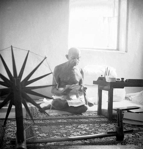 How Mahatma Gandhi won India her Independence