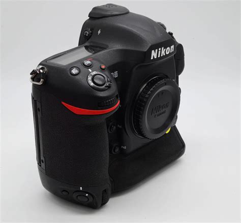 Nikon D5 (PRO DSLR BODY - CF VERSION) - RESERVED FOR SARAH SMITH ...