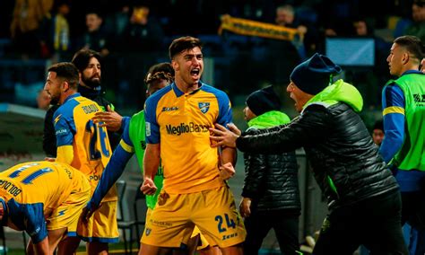 Serie B 35ª giornata il Frosinone spera nella festa promozione