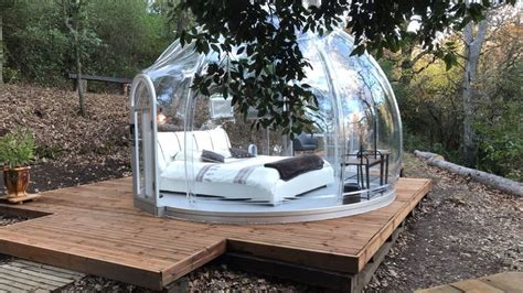 Dormir Dans Une Bulle Outdoor Decor Outdoor Bed Outdoor