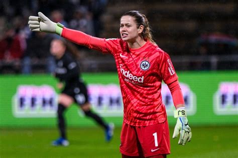 Eintracht Frankfurt Dfb Profi Stina Johannes Mach Ansage An Den Fc Bayern