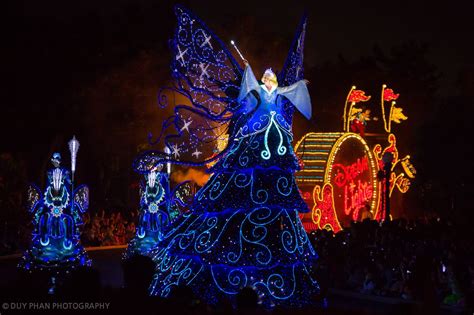 Best Tokyo Disneyland Shows & Parades