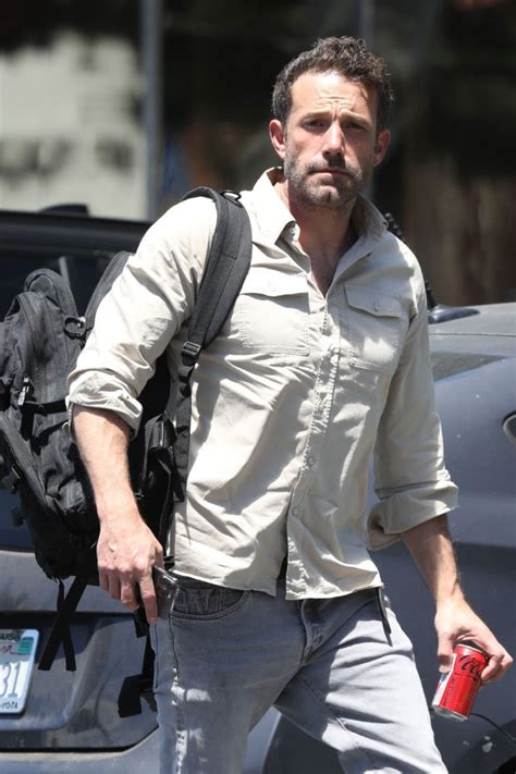 Ben Affleck Shirt Off