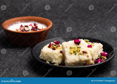 El Indio Mithai Hot Kalakand Burfi Tambi N Conocido Como Alwar Mawa