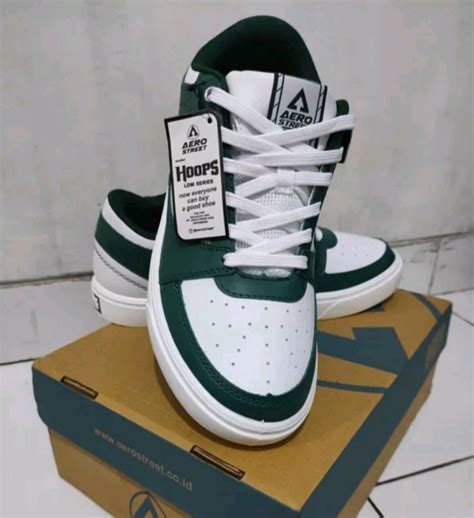 Sepatu Aerostreet Hoops Low Putih Hijau Tua Fesyen Pria Sepatu