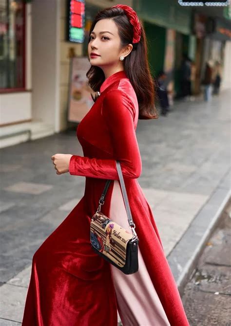 NSƯT Kiều Anh hiếm hoi diện bikini táo bạo khoe dáng chuẩn ở tuổi Sao việt Việt Giải Trí