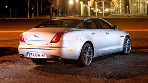 Retro Review Our First Impressions Of The X Jaguar Xj Reviews