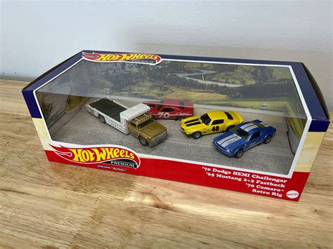 Hotwheels Premium Set 70 Dodge Hemi Challenger 65 Mustang Camaro Retro Rig Cars Ebay