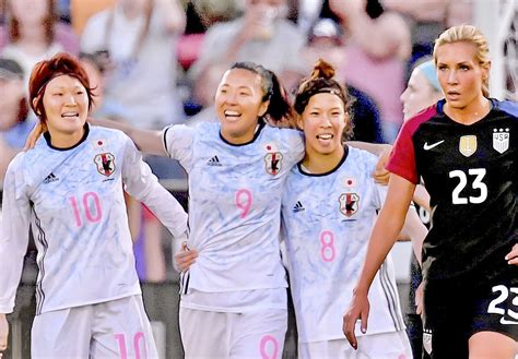 Mizuho Sakaguchi #10, Yūki Nagasato #9 and Sonoko Chiba #8, Japan ...