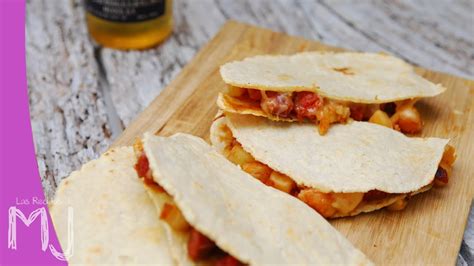 Quesadillas De Chorizo Y Papas Receta Mexicana Youtube