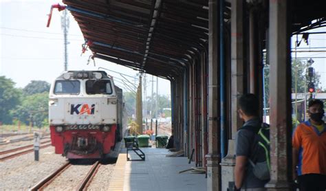 Tiket Kereta Api Daop 7 Madiun Masa Angkutan Nataru 2022 Terjual 75 990