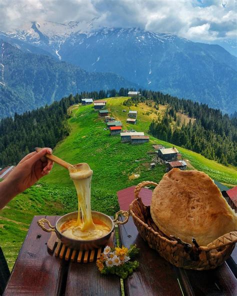 Black Sea Cuisine ~~pokut Plateau Camlıhemsin Rize Turkey Eastern