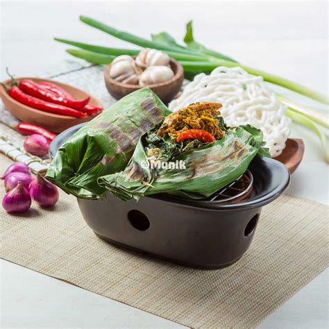 cara membuat nasi bakar ayam suwir kemangi 19