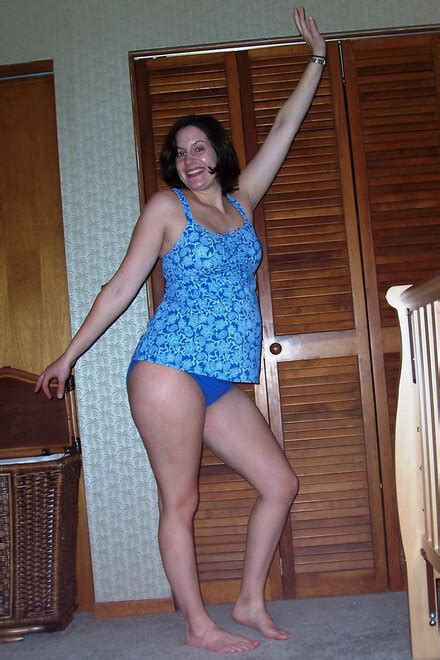 Homemade Gallery 5571 Maternity Bikini 5 Porn Pic