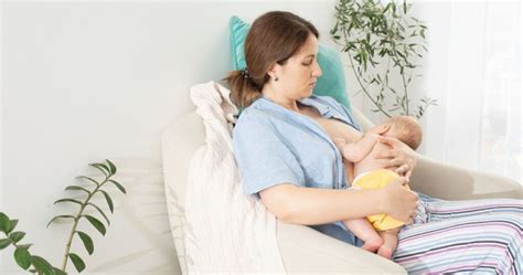 Essential Breastfeeding Tips For New Mothers | KiddyNeedz