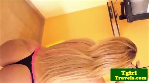 Latina Tgirl Leticia Freitaz Stripping