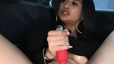 Light Skinned Babe With Fat Wet Pussy XHamster