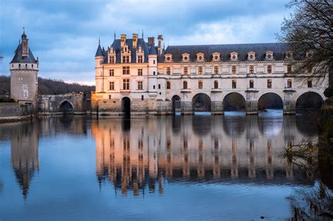 Chenonceau Wallpaper