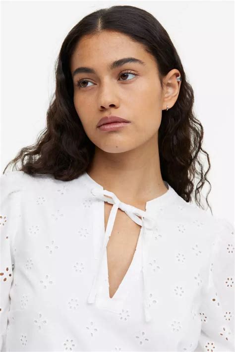 Buy H M Broderie Anglaise A Line Dress 2024 Online ZALORA Singapore