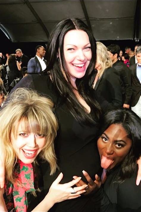 70+ Awesome Snaps of the OITNB Cast Being Real-Life Friends